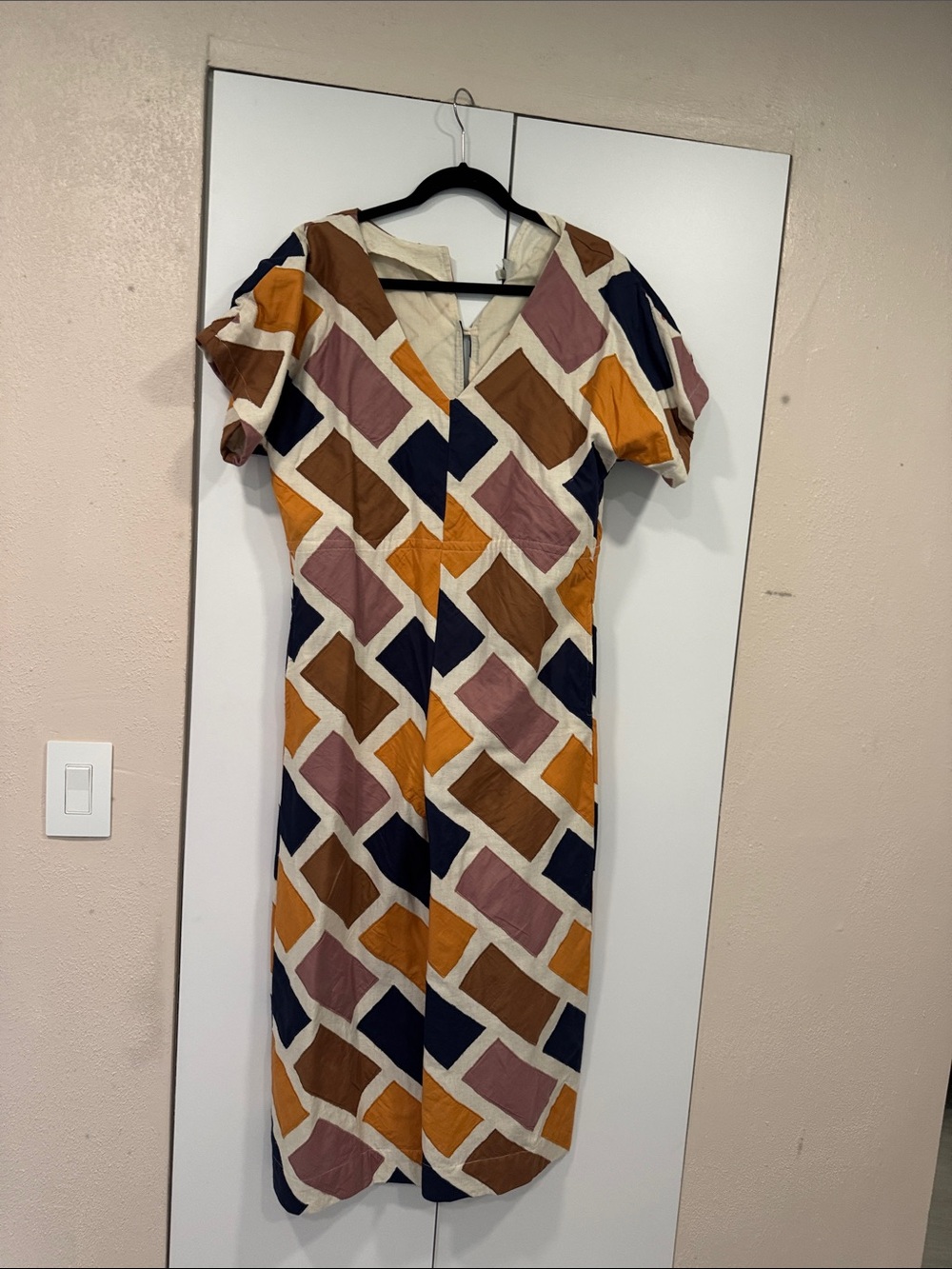 Geometric Print V-Neck jumper